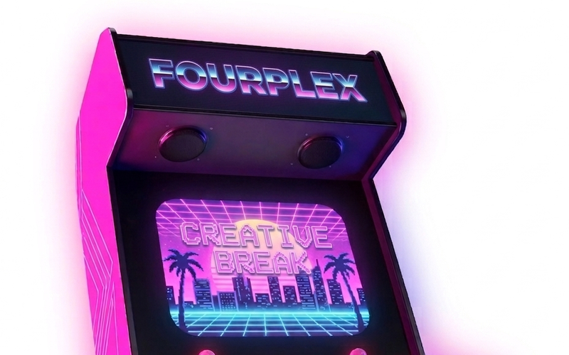 Neon-Arcade-Automat im fourplex-Look